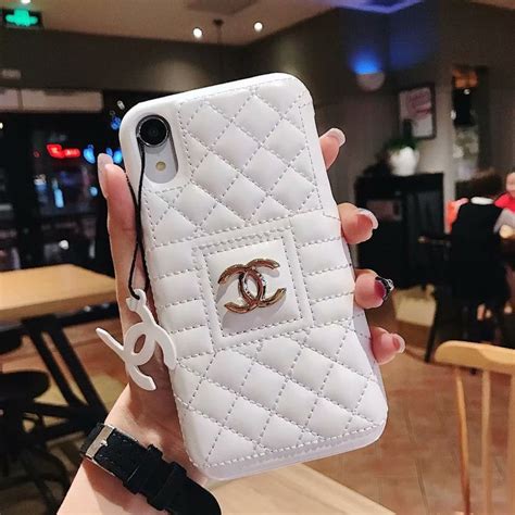 chanel hoesje iphone 6s|chanel iphone 11 case.